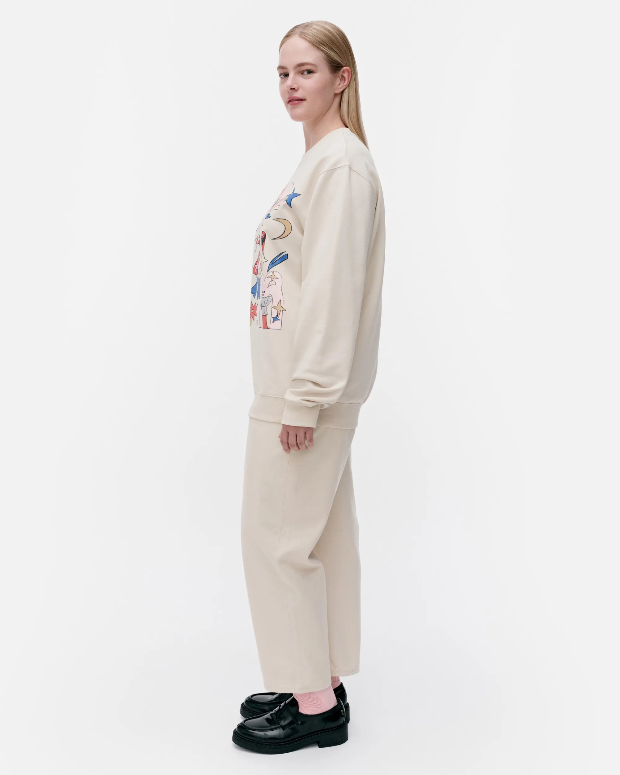 Marimekko Loisto Aureate glow placement