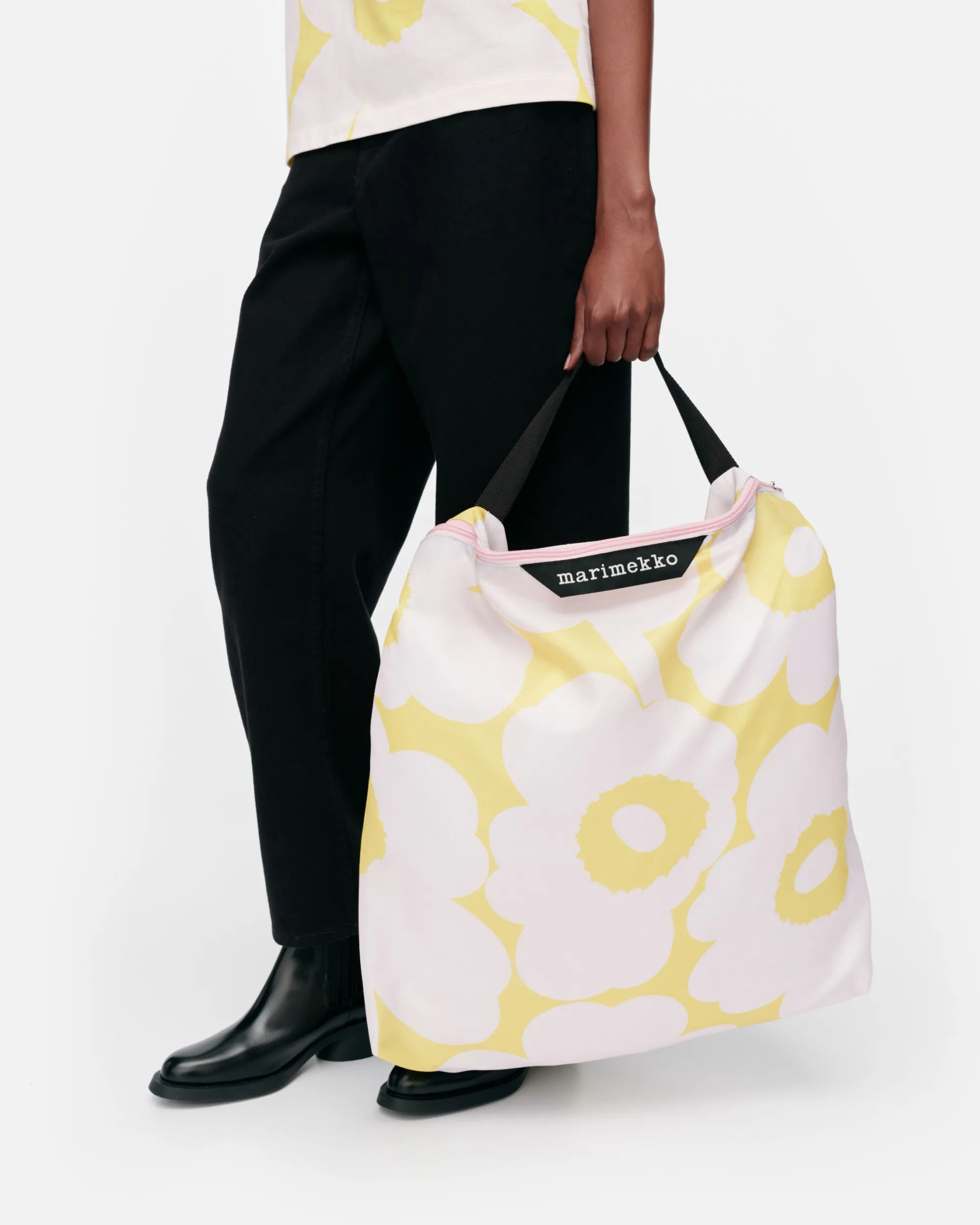 Marimekko Neat Crossbody Unikko Large