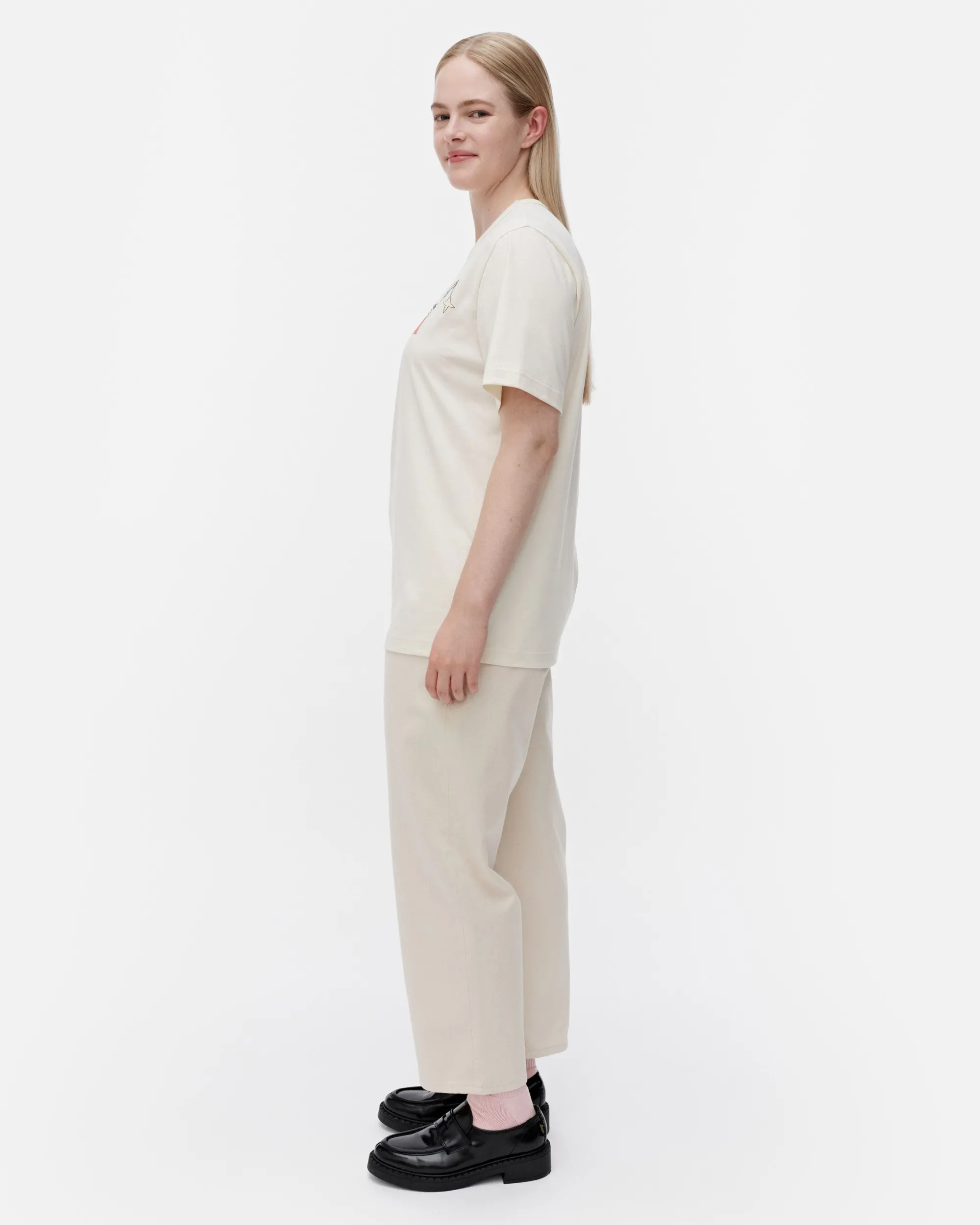 Marimekko Vihne Flying serpent placement