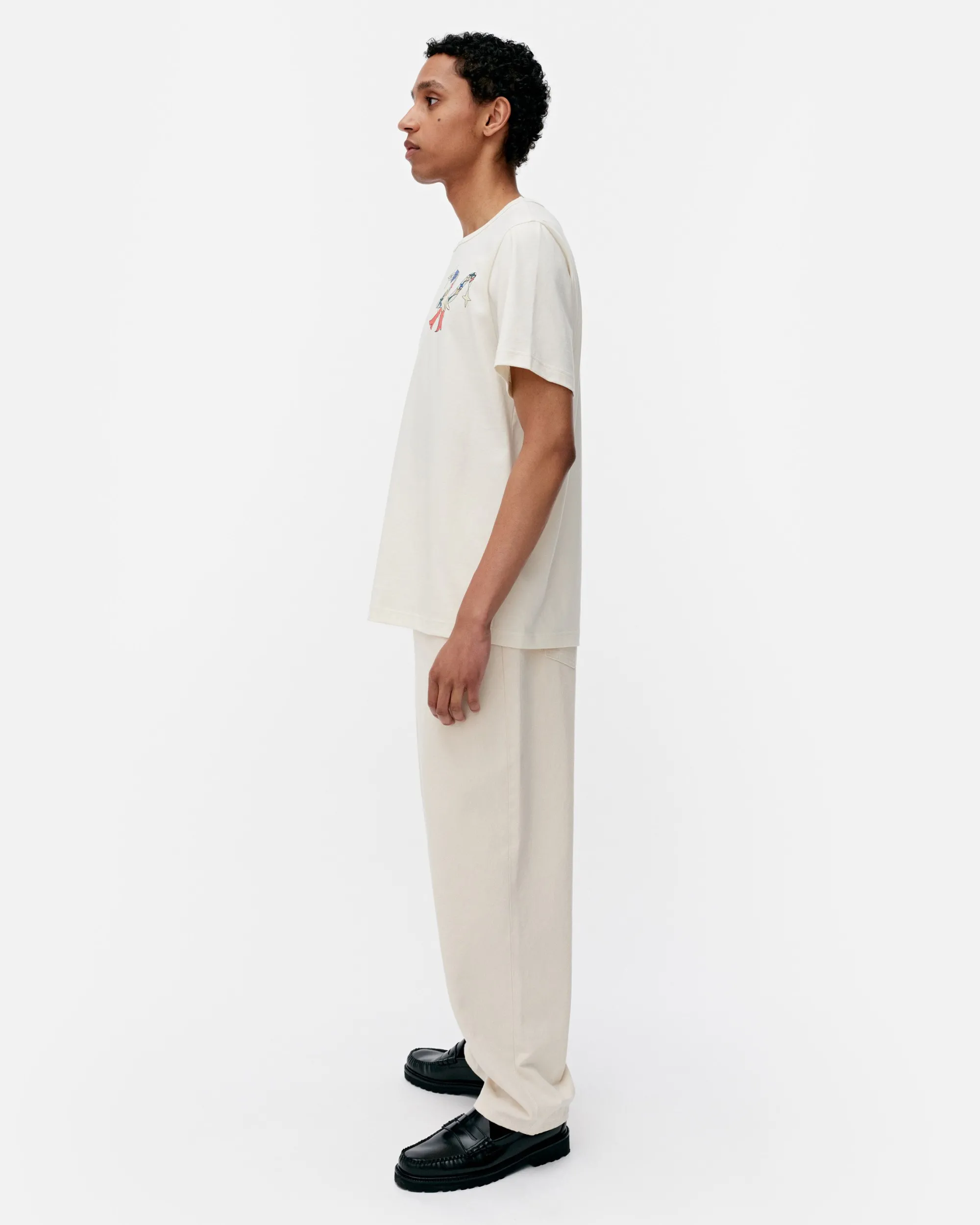 Marimekko Vihne Flying serpent placement
